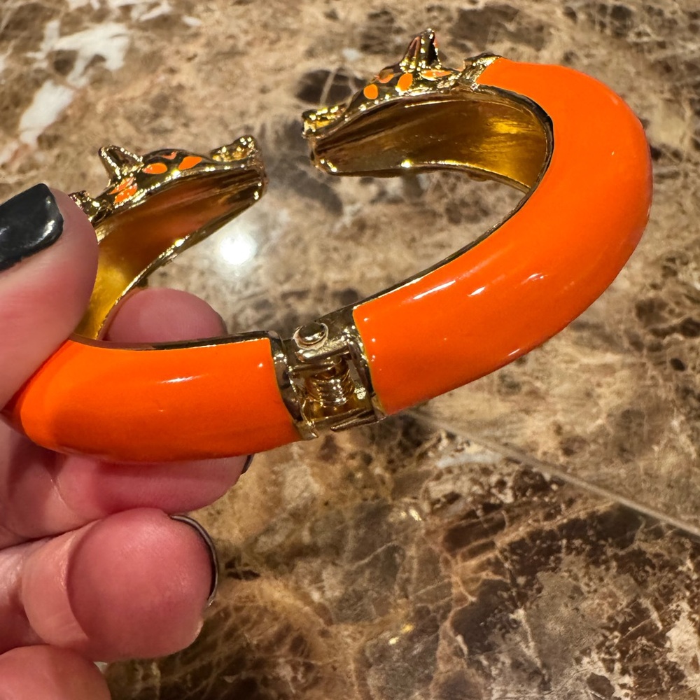 Chic Orange Enamel Leopard Bangle Bracelet - Picture 5 of 6